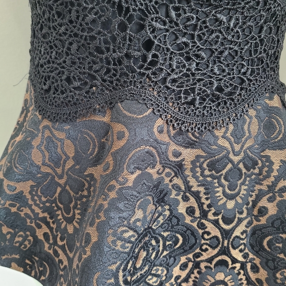 Bebe peplum jacquard top - Picture 5 of 9